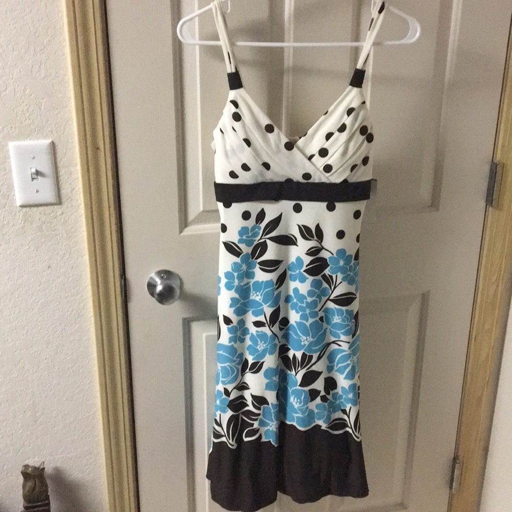 Fun, flowy, flowery dress